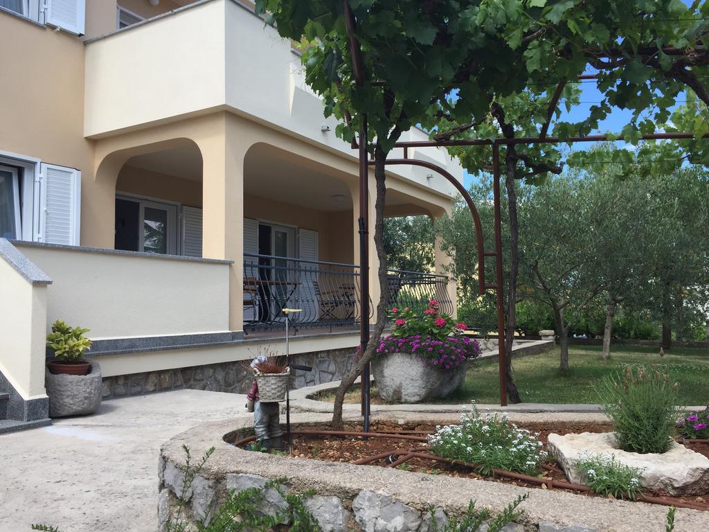 Apartments Sanbrandin Krk Town Extérieur photo