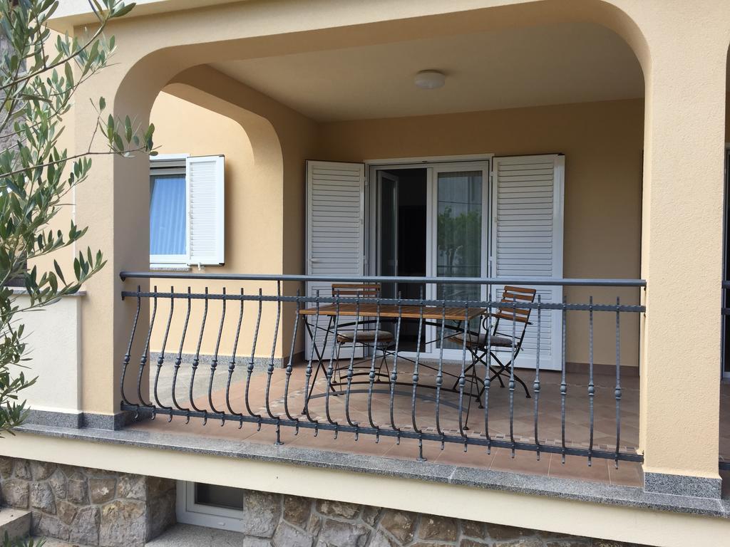 Apartments Sanbrandin Krk Town Chambre photo