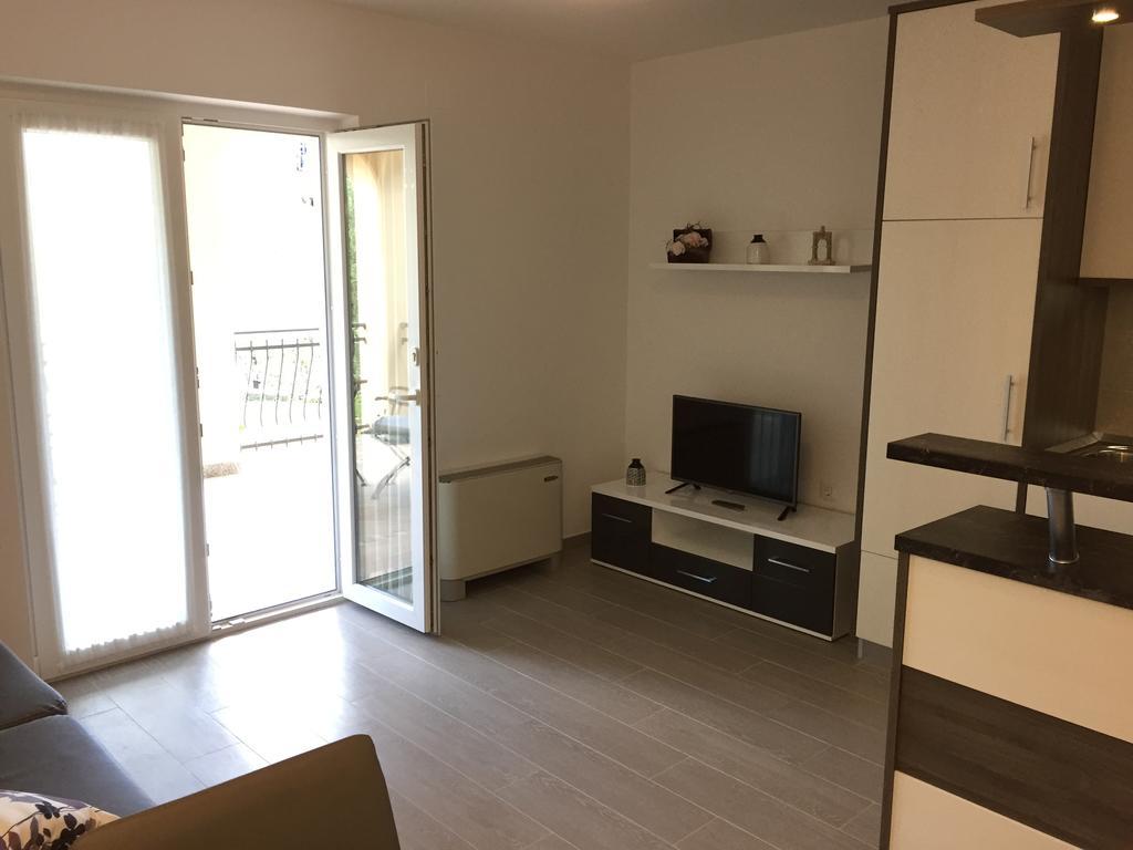 Apartments Sanbrandin Krk Town Chambre photo